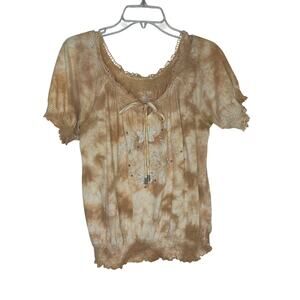 RXB tie-dyed embroidered top with ruched hem, tan/white, size M, 100% cotton